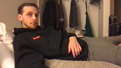 0000hi0000 online show from January 12, 2026, 4:29 am