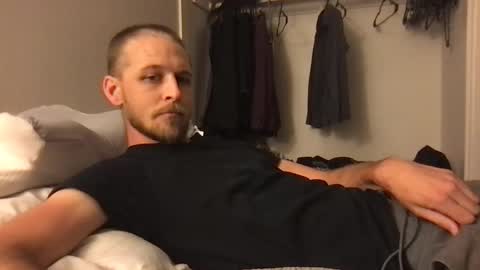 0000hi0000 online show from March 3, 2026, 4:07 am