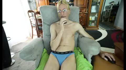 Snapshot of 00jeff31 chatting on July 19, 2026, 7:01 am jeff online show from July 19, 2026, 7:01 am