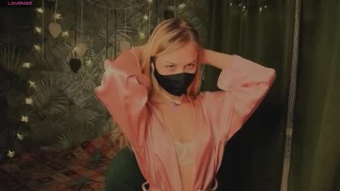 0ophelia online show from February 28, 2026, 10:44 pm