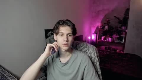 Snapshot of 0verlandd chatting on November 11, 2025, 2:06 pm Adam online show from November 11, 2025, 2:06 pm