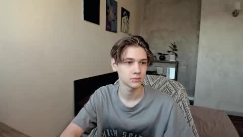 Snapshot of 0verlandd chatting on December 1, 2025, 3:22 am Adam online show from December 1, 2025, 3:22 am