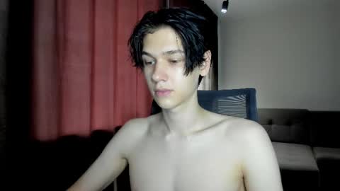 Snapshot of 0verlandd chatting on July 6, 2026, 8:22 am Adam online show from July 6, 2026, 8:22 am