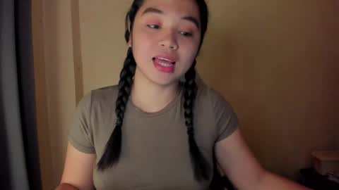 0wwlo0k online show from April 4, 2026, 4:55 am