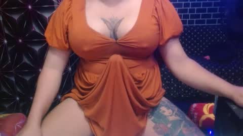  i am trixie im Your Selfsucking Mistress  online show from February 19, 2026, 3:08 pm