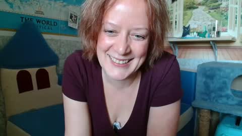 12ennie online show from April 1, 2026, 1:41 pm