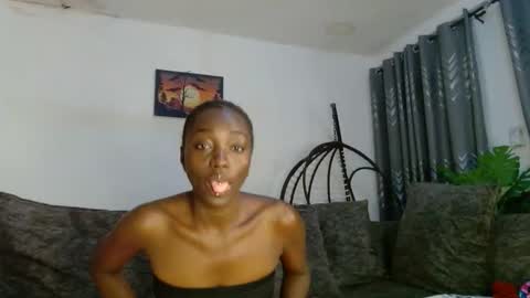 Snapshot of 1_beckah chatting on May 4, 2026, 2:18 am beckah online show from May 4, 2026, 2:18 am
