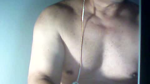 Snapshot of 1_maxx_1 chatting on August 1, 2026, 4:12 am 1_maxx_1 online show from August 1, 2026, 4:12 am
