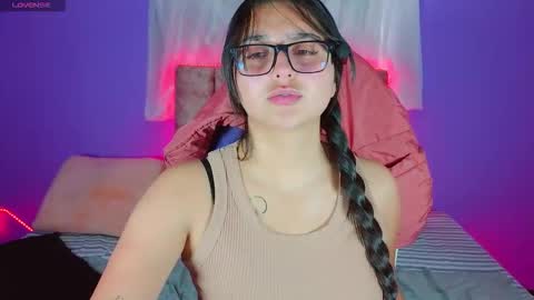 1_scarllet_ online show from March 21, 2026, 2:42 pm