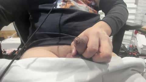 Snapshot of 1bigloadasian chatting on November 12, 2025, 2:12 am 1bigloadasian online show from November 12, 2025, 2:12 am