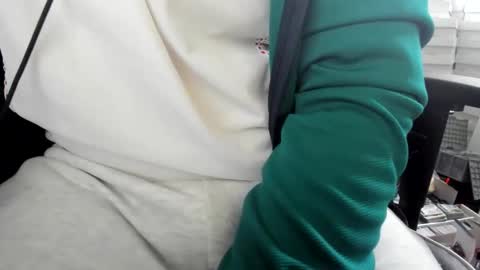 1bigloadasian online show from May 31, 2026, 2:02 pm