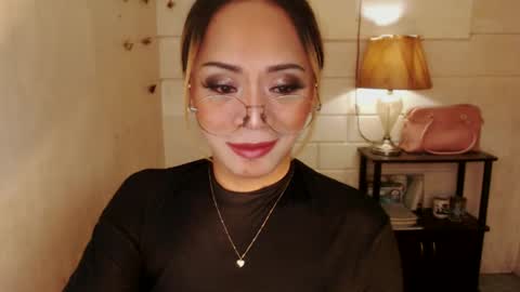 angel online show from December 17, 2024, 6:09 pm