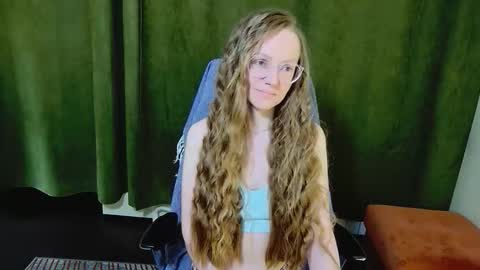 Snapshot of 1goldilocks chatting on February 26, 2026, 3:33 pm online show from February 26, 2026, 3:33 pm