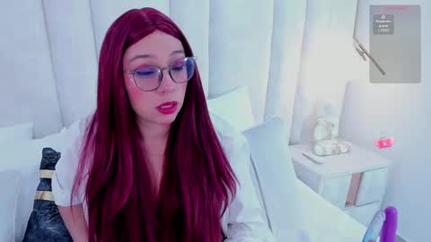 Snapshot of 1m_bella chatting on February 7, 2025, 4:16 am bella online show from February 7, 2025, 4:16 am