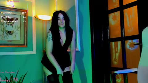 Moona  online show from February 9, 2025, 8:13 pm