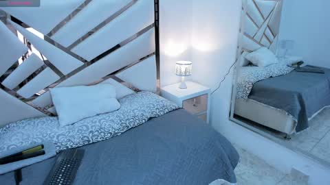 Snapshot of 1naughty_milf chatting on January 14, 2025, 11:31 am Luisa online show from January 14, 2025, 11:31 am