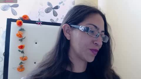 paola online show from March 16, 2026, 8:46 pm