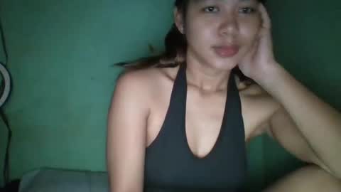 Snapshot of 1smile4u chatting on February 14, 2025, 3:33 am 1smile4u online show from February 14, 2025, 3:33 am