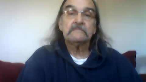 Snapshot of 1valentine chatting on December 3, 2024, 5:01 pm 1valentine online show from December 3, 2024, 5:01 pm