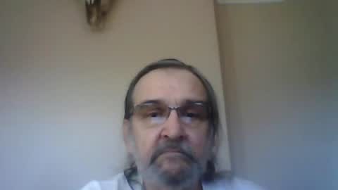 Snapshot of 1valentine chatting on January 4, 2025, 3:39 pm 1valentine online show from January 4, 2025, 3:39 pm