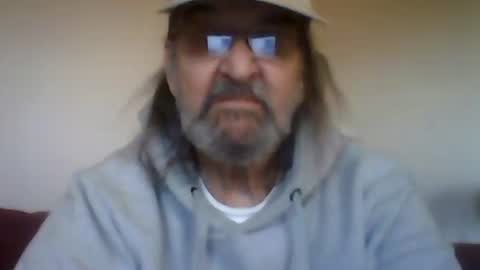 Snapshot of 1valentine chatting on January 8, 2025, 12:06 am 1valentine online show from January 8, 2025, 12:06 am