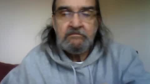 Snapshot of 1valentine chatting on January 22, 2025, 4:44 pm 1valentine online show from January 22, 2025, 4:44 pm