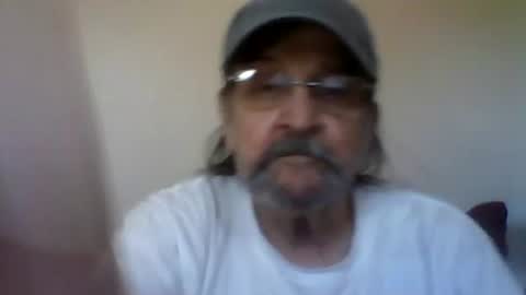 Snapshot of 1valentine chatting on October 20, 2025, 6:19 pm 1valentine online show from October 20, 2025, 6:19 pm