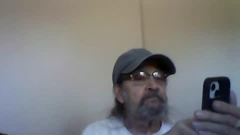 Snapshot of 1valentine chatting on November 2, 2025, 8:11 pm 1valentine online show from November 2, 2025, 8:11 pm