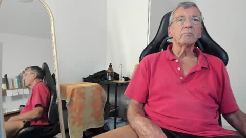 Snapshot of 200gentleman chatting on August 3, 2026, 7:50 pm Henk online show from August 3, 2026, 7:50 pm