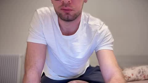 Snapshot of 2017ssseeexxx chatting on March 10, 2025, 4:25 pm Romano online show from March 10, 2025, 4:25 pm