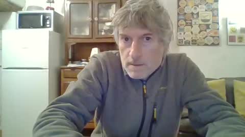 Snapshot of 22esserre chatting on December 6, 2024, 4:06 pm 22esserre online show from December 6, 2024, 4:06 pm