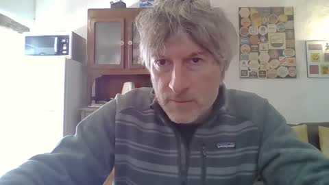 Snapshot of 22esserre chatting on December 27, 2024, 10:01 am 22esserre online show from December 27, 2024, 10:01 am