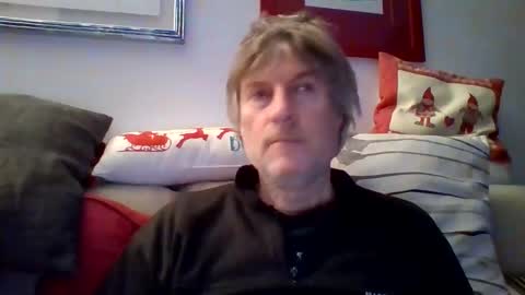 Snapshot of 22esserre chatting on December 28, 2024, 9:40 pm 22esserre online show from December 28, 2024, 9:40 pm