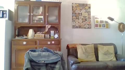 Snapshot of 22esserre chatting on January 3, 2025, 12:52 pm 22esserre online show from January 3, 2025, 12:52 pm