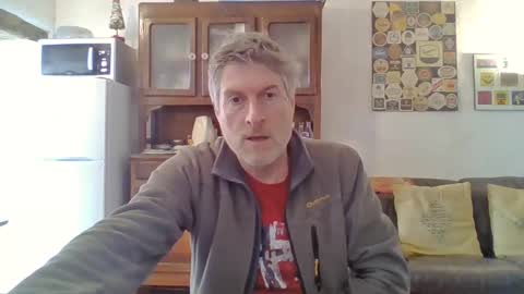 Snapshot of 22esserre chatting on February 21, 2025, 2:06 pm 22esserre online show from February 21, 2025, 2:06 pm