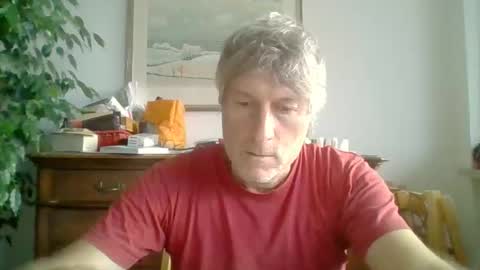 Snapshot of 22esserre chatting on October 4, 2025, 4:16 pm 22esserre online show from October 4, 2025, 4:16 pm