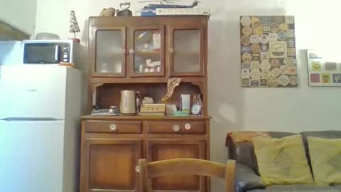 Snapshot of 22esserre chatting on December 1, 2025, 12:43 pm 22esserre online show from December 1, 2025, 12:43 pm