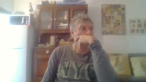 22esserre online show from March 24, 2026, 12:54 pm