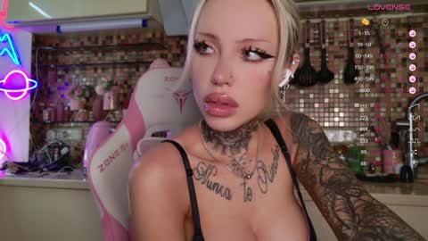 Snapshot of 2badforyou chatting on March 11, 2025, 11:23 am     30 NOV  online show from March 11, 2025, 11:23 am