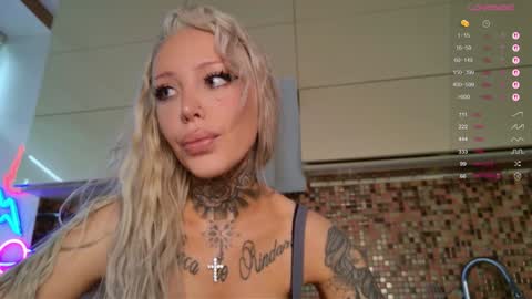 Snapshot of 2badforyou chatting on September 27, 2025, 10:20 am     30 NOV  online show from September 27, 2025, 10:20 am