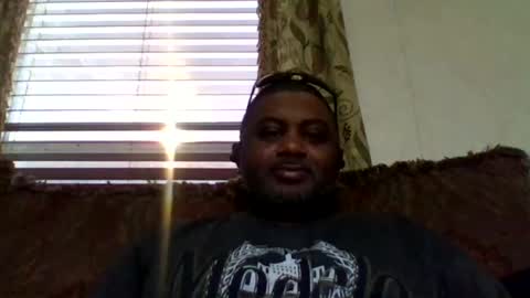 Snapshot of 2ccjbstar chatting on January 17, 2025, 8:22 pm BlacJewels online show from January 17, 2025, 8:22 pm