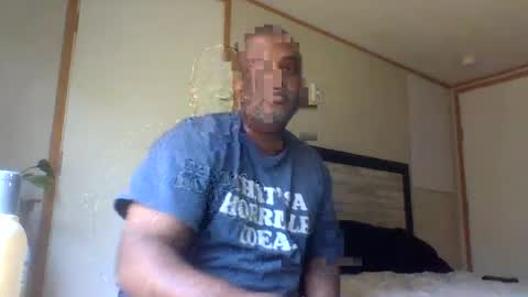 Snapshot of 2ccjbstar chatting on March 1, 2025, 8:10 pm BlacJewels online show from March 1, 2025, 8:10 pm