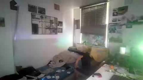 Snapshot of 2l82agree chatting on September 27, 2025, 8:08 am 2l82agree online show from September 27, 2025, 8:08 am