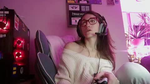 2photogs_raw online show from December 23, 2025, 12:41 am