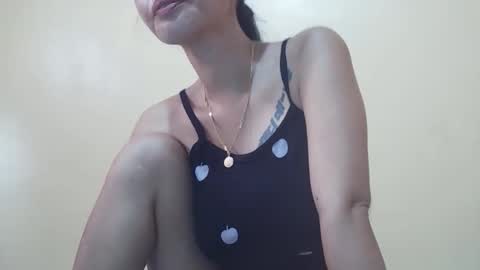 2pinaybeauty online show from November 10, 2025, 7:51 am