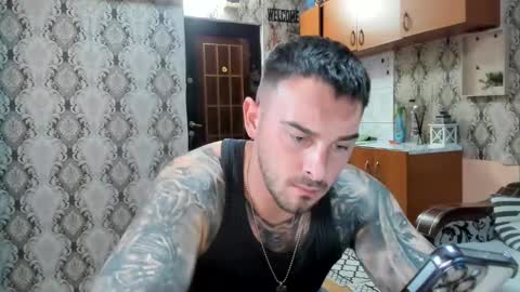 2sexymuscles online show from November 18, 2025, 8:35 pm