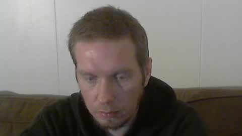 2small4you83 online show from December 20, 2024, 12:30 am