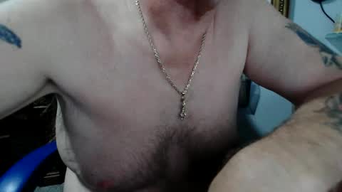 Snapshot of 32_pipercub chatting on June 4, 2026, 12:00 pm 32_pipercub online show from June 4, 2026, 12:00 pm