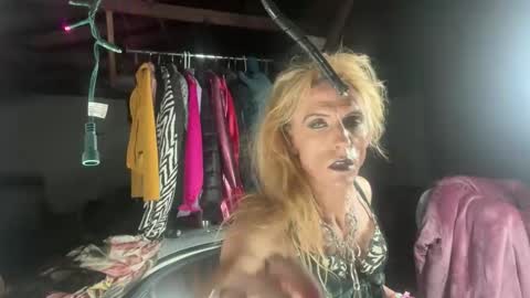 3jackieeikcaj3 online show from March 15, 2026, 5:46 am