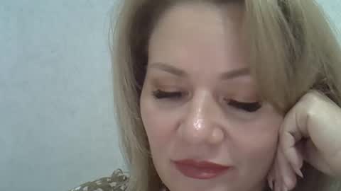 3susie online show from October 3, 2025, 8:44 am